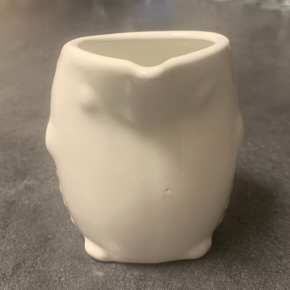 Rare IKEA Milk Jug Creamer Winter 2018 White Ceramic Penguin New Johanna… - Picture 6 of 7